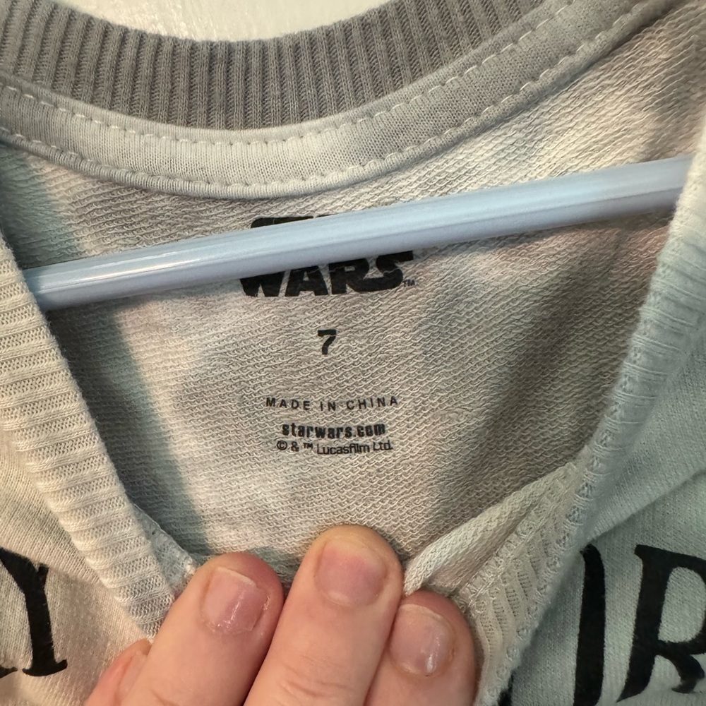 Star Wars Kids Yoda Sweatshirt. Like New! Sz 7 - Picture 6 of 6